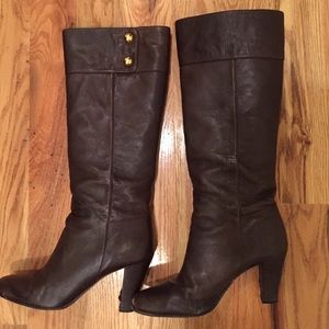 Kate spade chocolate brown boots w/ gold buttons
