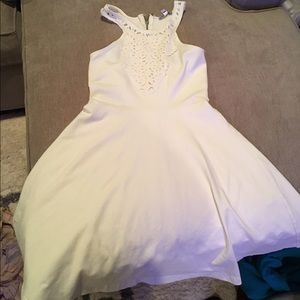 Express cream dress size small