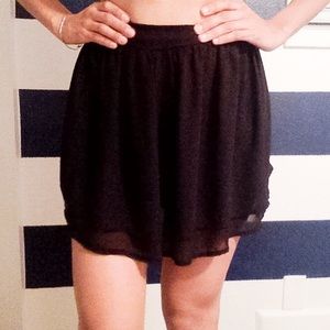 H & M Black Pleated Mini