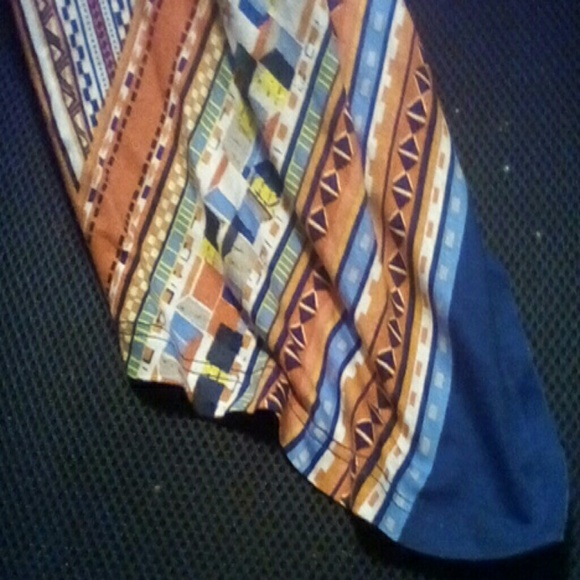 One World Skirt - Picture 4 of 5