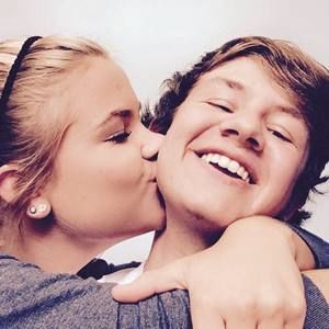 Meet your Posher, Haley