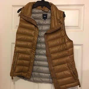 Light weight vest