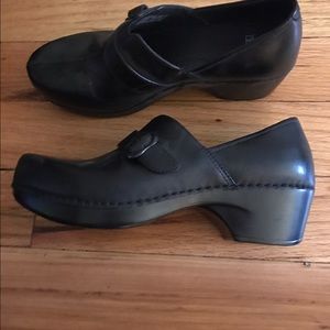 Dansko clogs worn 3 times. Size 40