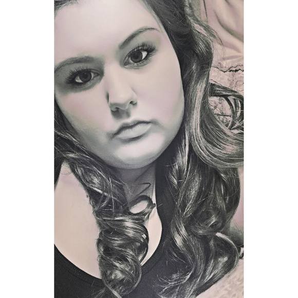 Meet your Posher, Chelsi - Picture 1 of 1