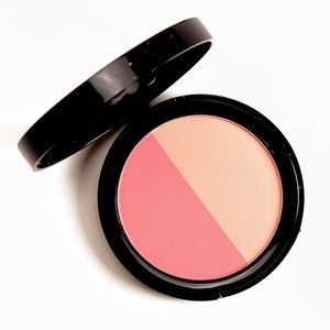 Kat Von D Shade and Light Blush in Sid and Nancy