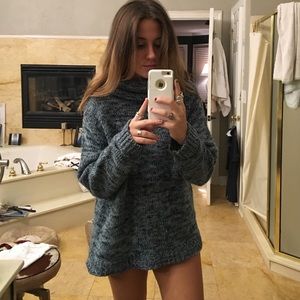 Avery knit blue sweater VINTAGE