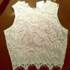 New lace crop top in moss