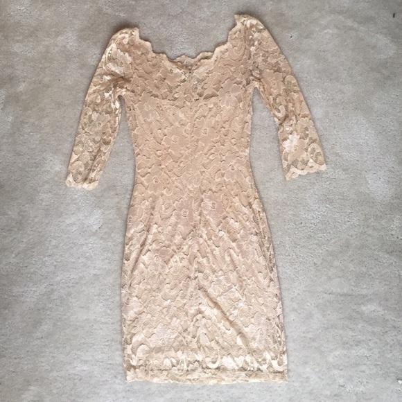 Nude lace dress. Brand new! Size XS. Lined - Picture 4 of 4