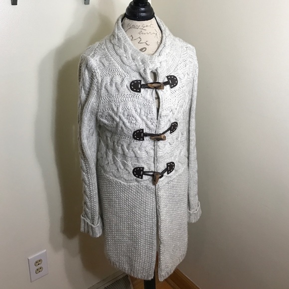 ⭐️️ Ann Taylor sweater jacket ⭐️️