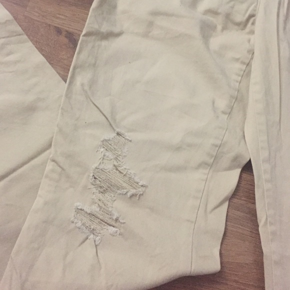 Distressed khakis - Picture 3 of 4