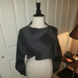 Gray Vera Wang shrug