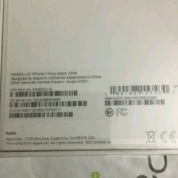 Iphone 7 - Picture 2 of 4