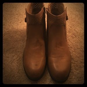 Shoe Dazzle Ankle Boots