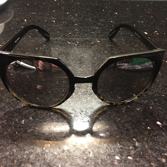 Quay Australia Sunglasses.