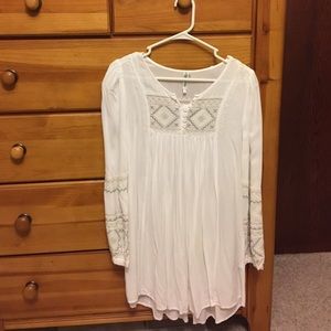 White patterned tunic