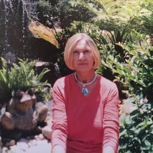 Meet your Posher, Peggy