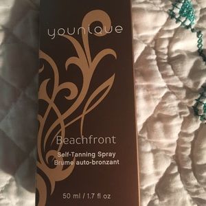 Younique self-tanning spray