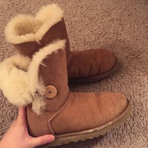ugg Bailey button boots