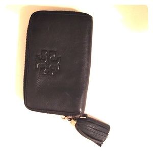 Tory Burch wallet / clutch