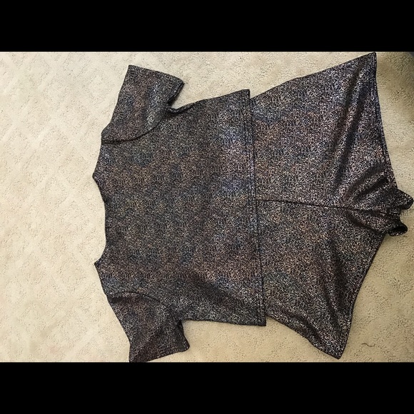 short set! - Picture 2 of 3