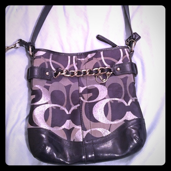 Coach Crossover Bag!!!😱😱😱 GREAT CONDITION!