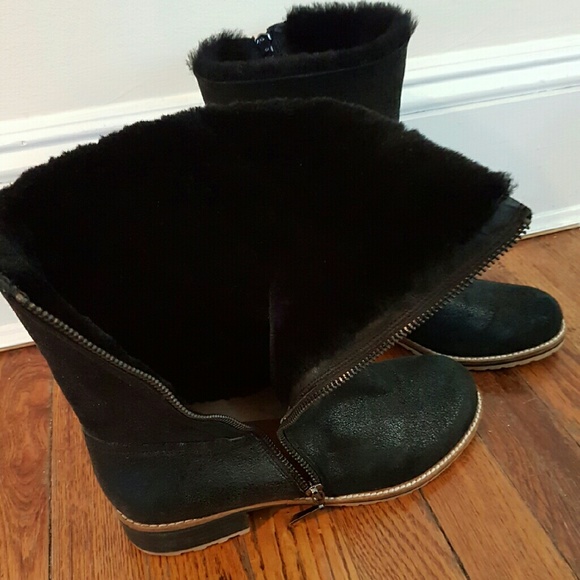 Like-new Matt Bernson boots - size 7 - Picture 2 of 4