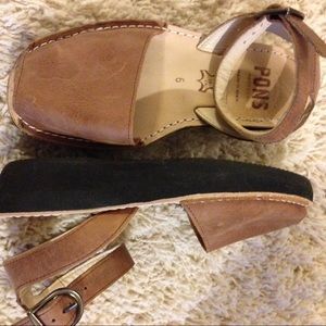 PONS Avarca Sandals- Size 6