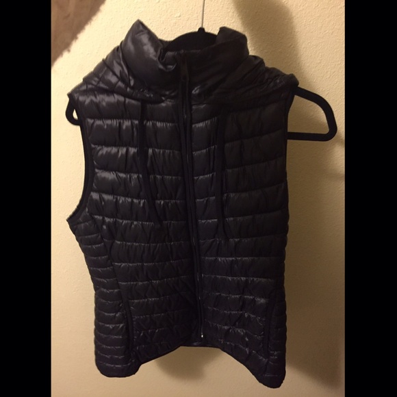 Old navy vest