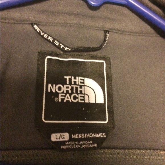 North face jacket - Picture 3 of 3