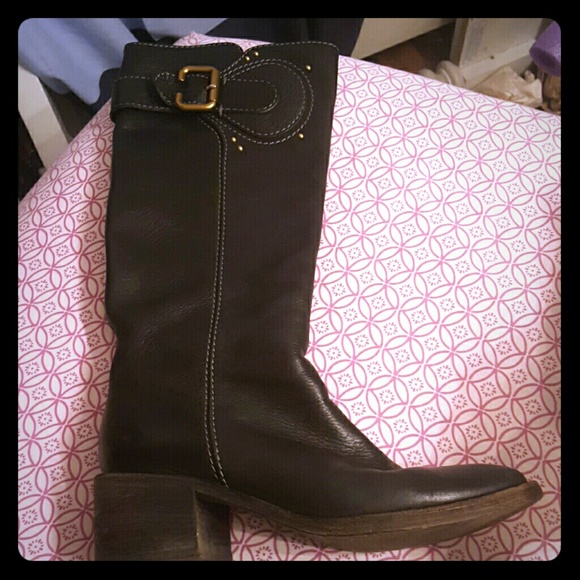Prince Paddington buckle boots