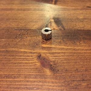 Pandora Sunburst Clip. In perfect condition