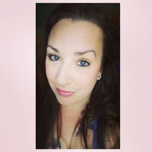 Meet your Posher, Danni