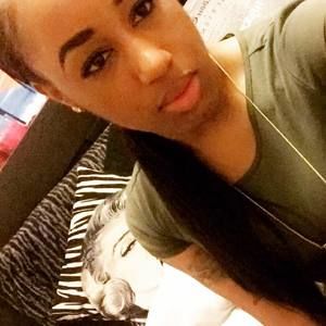 Meet your Posher, Lashanea