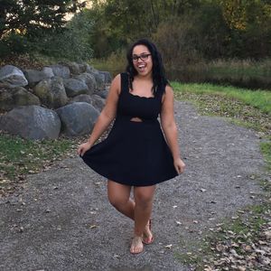 Meet your Posher, Laurissa