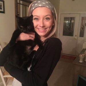 Meet your Posher, Emma