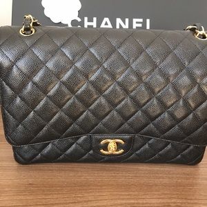 Jumbo caviar Chanel bag in perfect condition