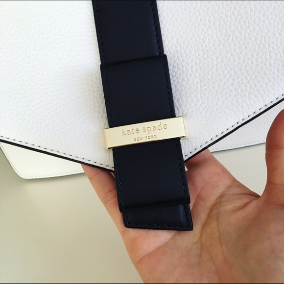 🎉HP🎉🆕Kate Spade Crossbody Purse - Picture 3 of 4