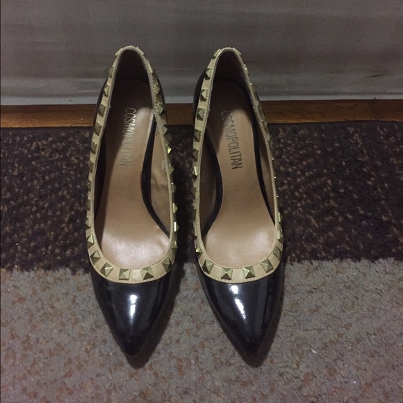 Heels with stud