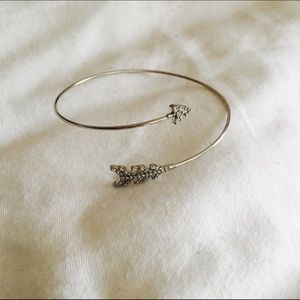 BCBGMAXAZRIA Arrow Bracelet