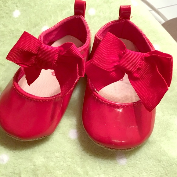 Gap red baby shoes 6-12 months