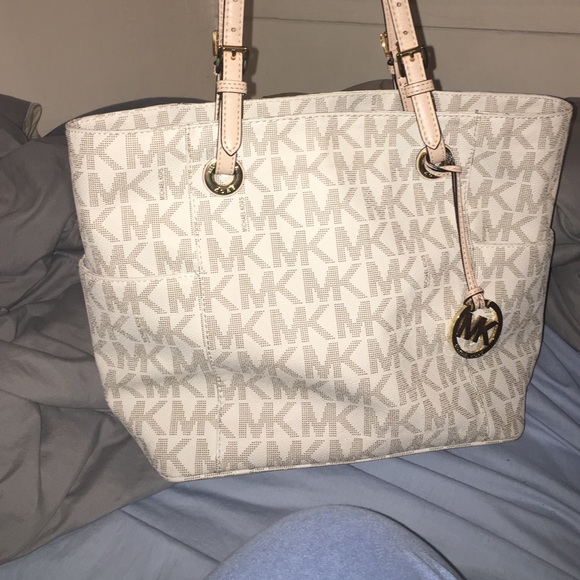 MK Tote