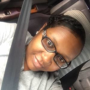 Meet your Posher, Chiara chi-chi