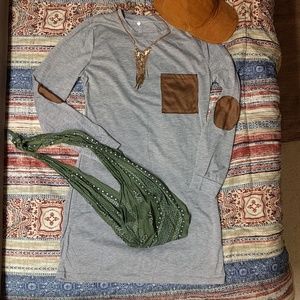 POCKET DRESS WITH ELBOW PATCHES