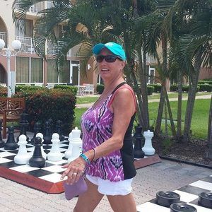 Meet your Posher, Wendy