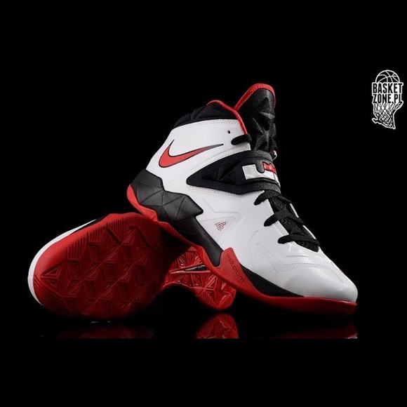 Kids Nike Zoom Soldier 7 (Lebrons)
