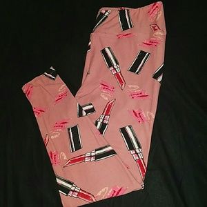 NWOT Lularoe TC lipstick leggings
