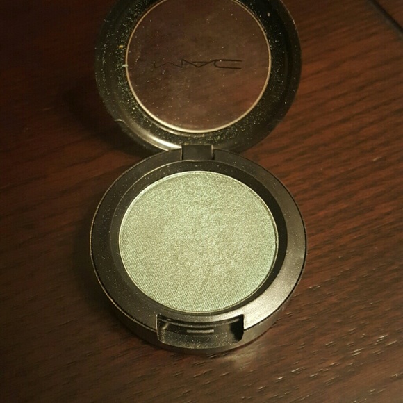 MAC eyeshadow EGO mega metal - Picture 2 of 3
