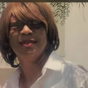 Meet your Posher, Pamela