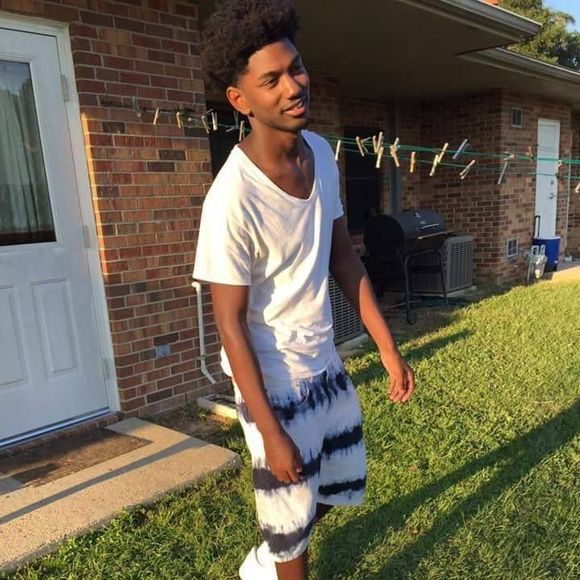 Meet your Posher, Tristan - Picture 1 of 1