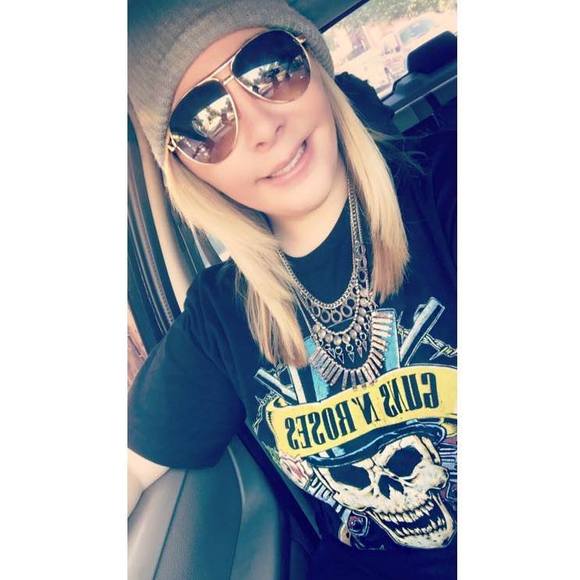 Meet your Posher, Josie